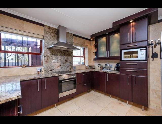 3 BEDROOM HOUSE FOR SALE IN LITTLE FALLS